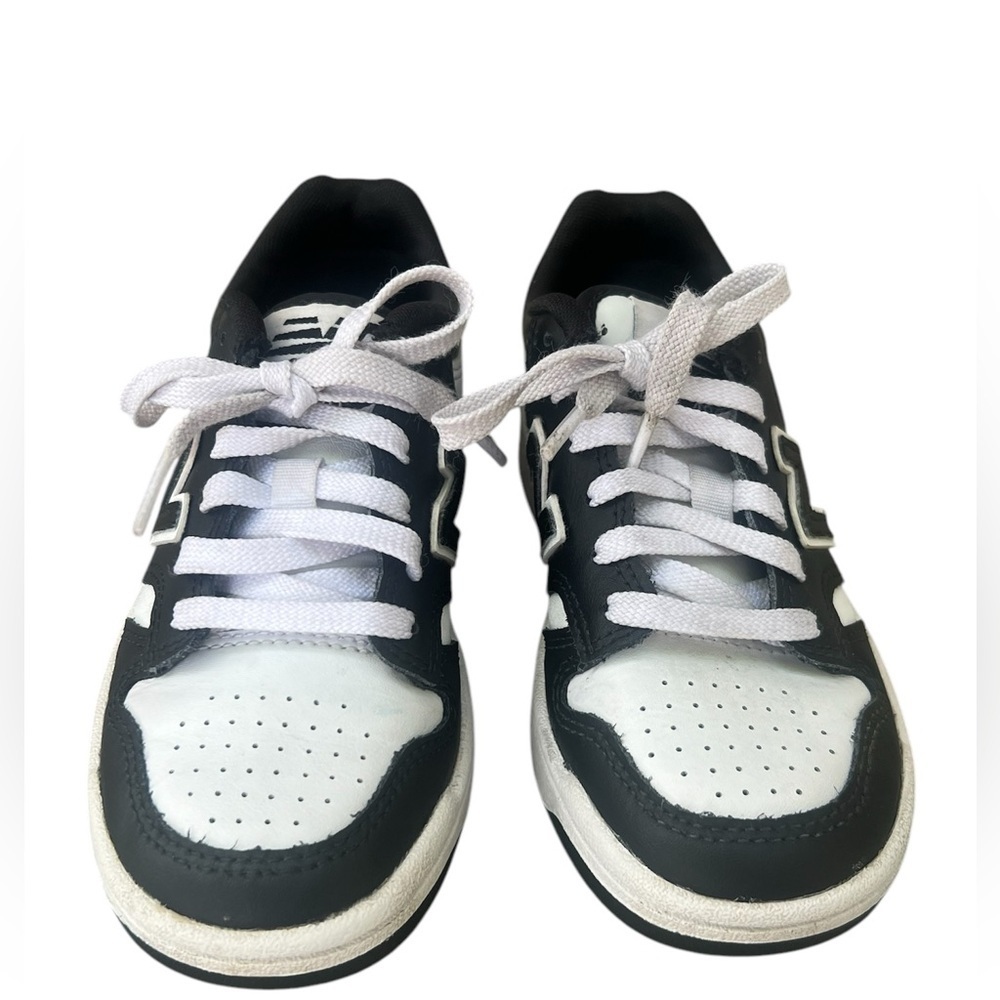 New Balance 480 black and white lace up tennis shoes Sneakers boys size 12 - Picture 4 of 12